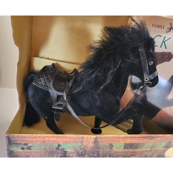 Applause WARNER BROS. BLACK BEAUTY PLAY HORSE & VHS Video GIFT SET NEW IN BOX - Picture 2 of 10